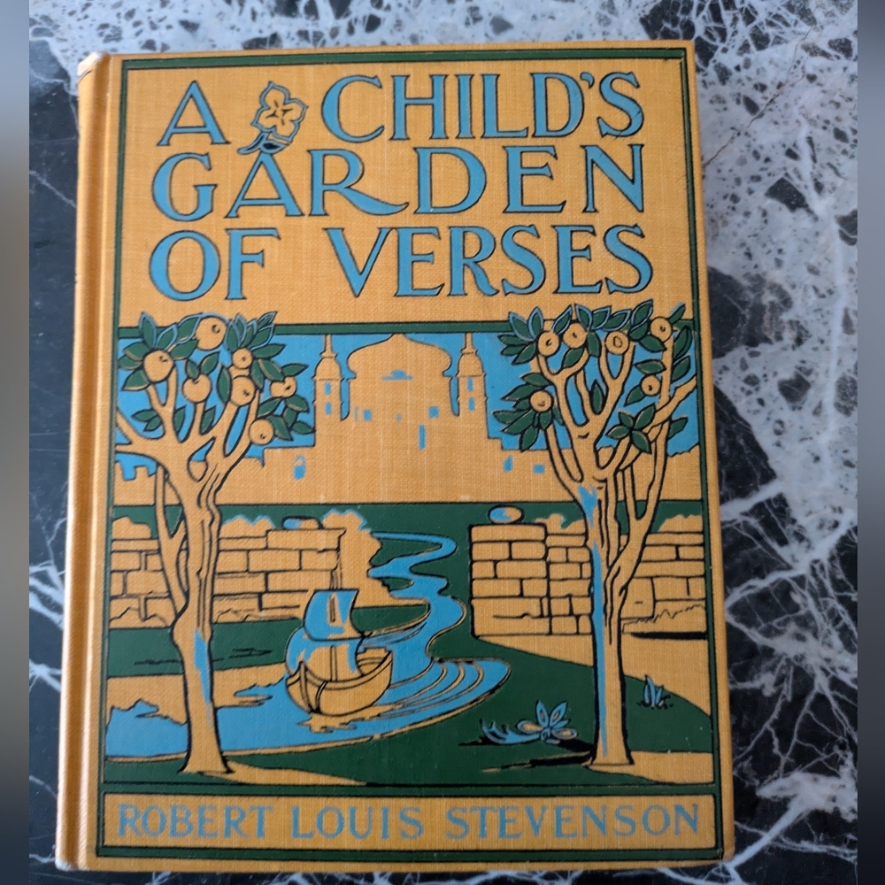 Antique A Child's Garden Of Verses Hardcover Book.  Copyright 1902.